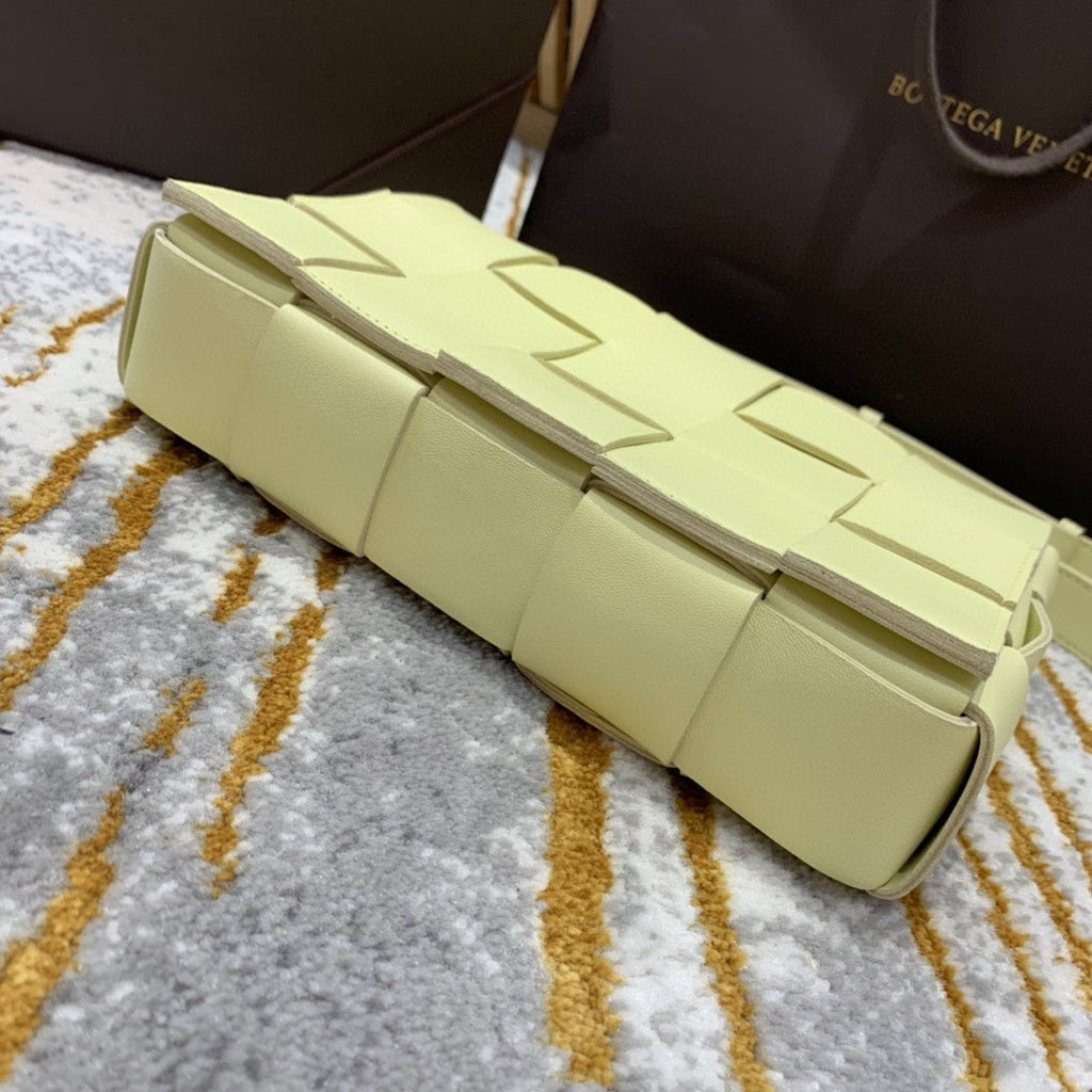 GLAMI Cassette Bag For Women 9.1in/23cm In Light Yellow