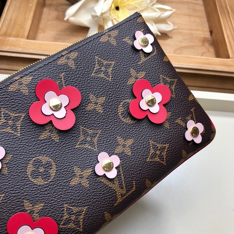 LOV2 Bags - Luxurious Bags  2040