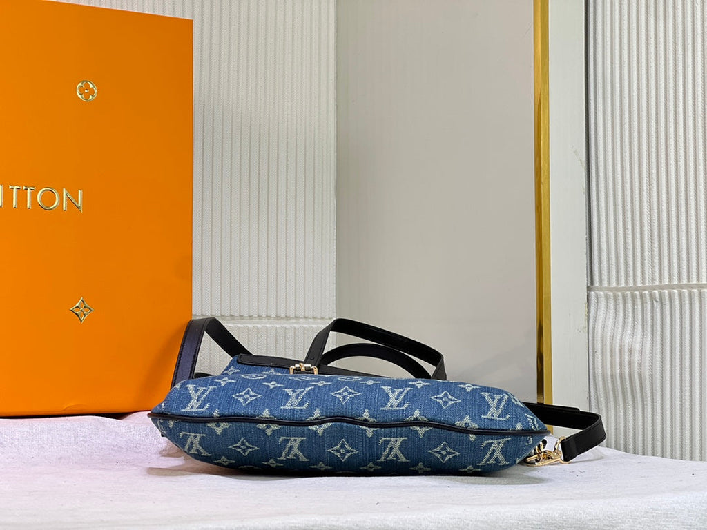 EN - Luxury Bags LUV 764