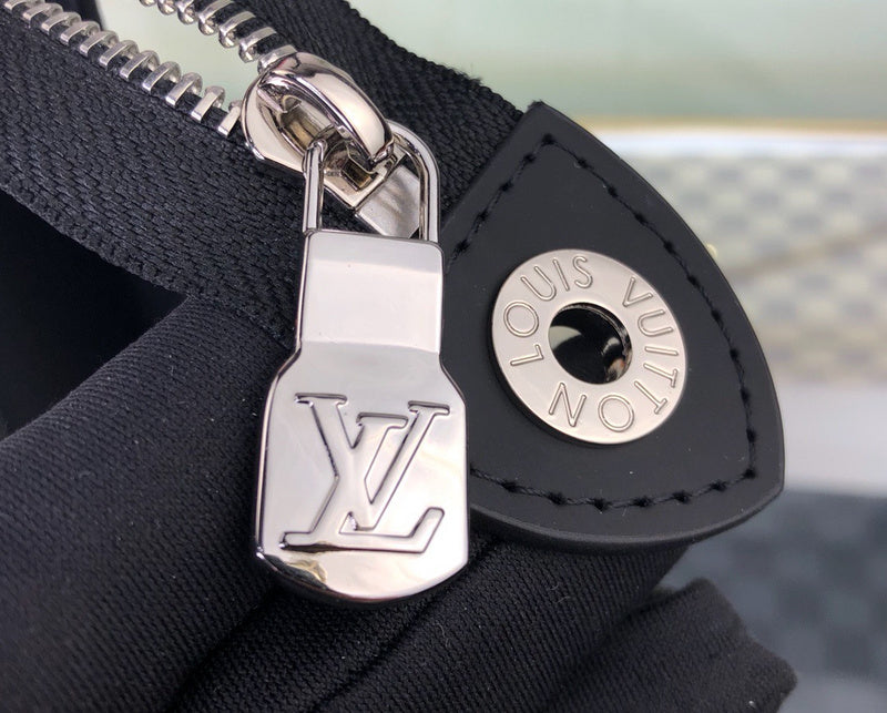 LOV2 Bags - Luxurious Bags  1890