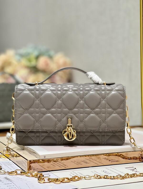 SAMCC - DOR Bags - 073