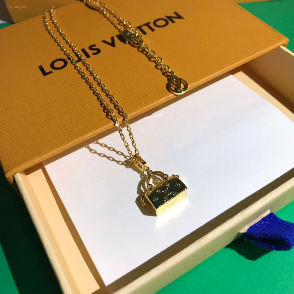 EN - Lux Necklace LUV031
