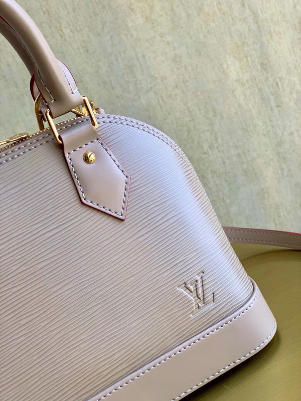 LOV2 Bags - Luxurious Bags  1343
