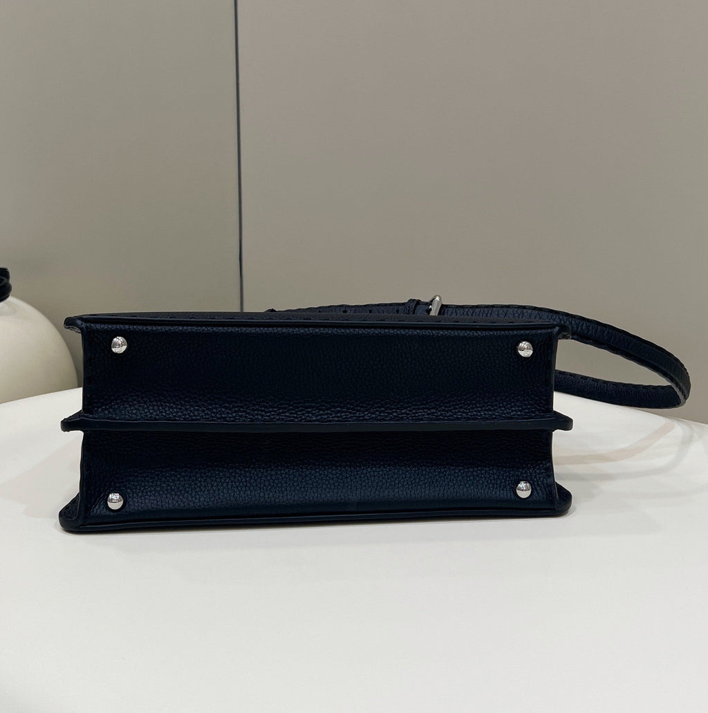 FI GlamI ISeeU MeGLAMIum Black For Women, Handbags, Shoulder Bags 13.1in/33.5cm FF