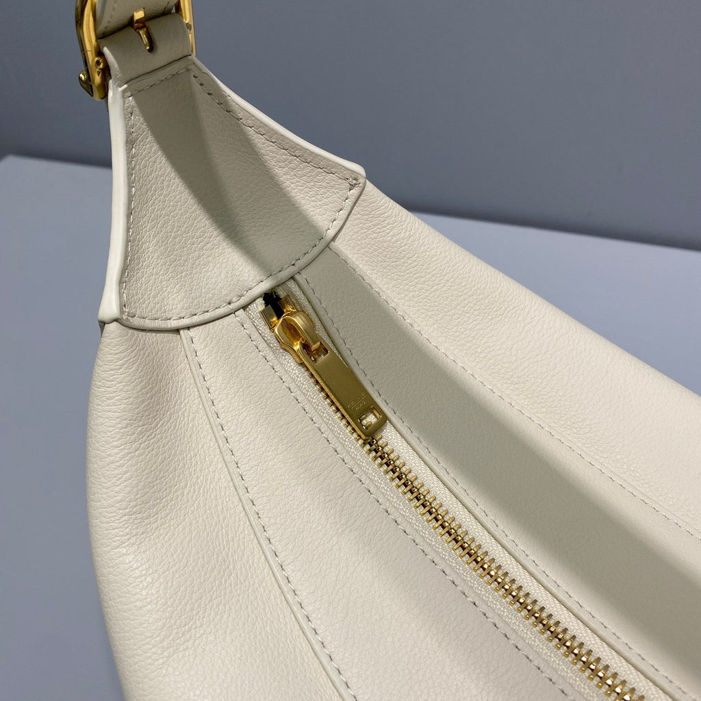 CE Medium Romy In Supple White For Women 13in/34cm 197443DPJ.01RC