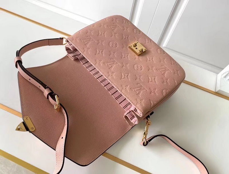 LOV2 Bags - Luxurious Bags  2633