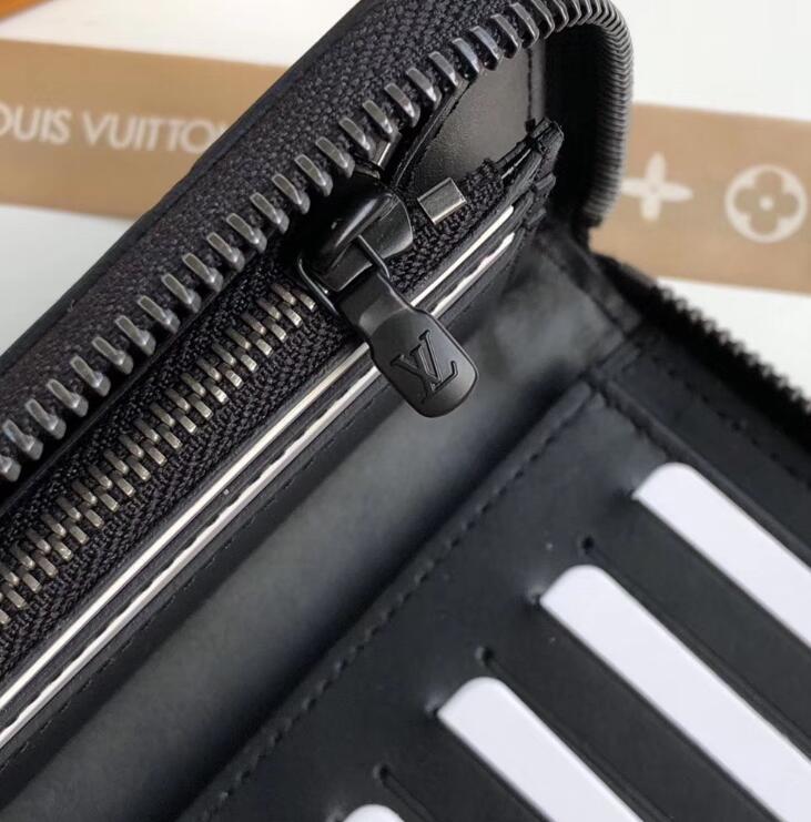 SAMC - Mix Wallets - 049