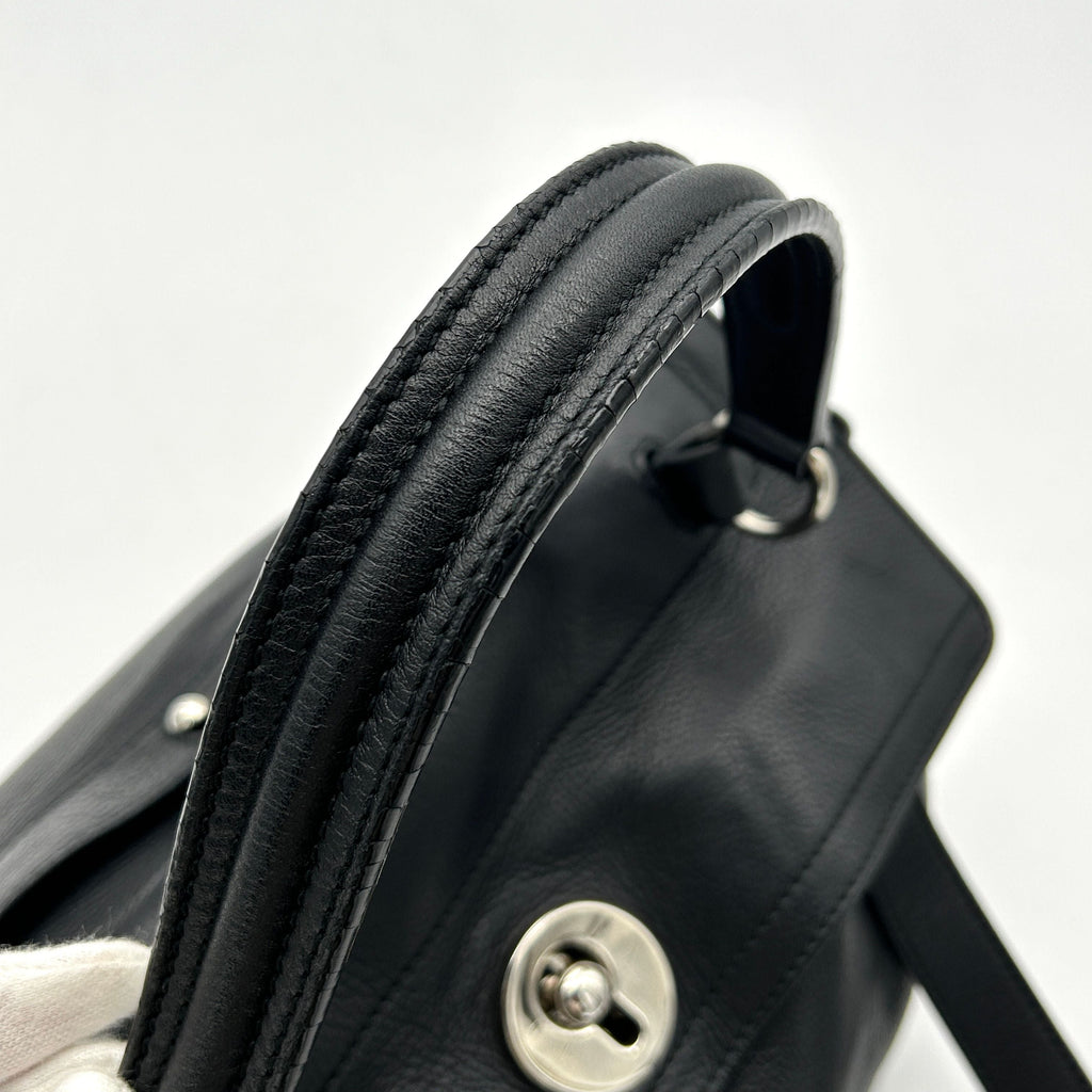 Pre-owned Yves Saint Laurent Leather Top Handle Bag - Black Shoulder Bags, Handbags LA6001