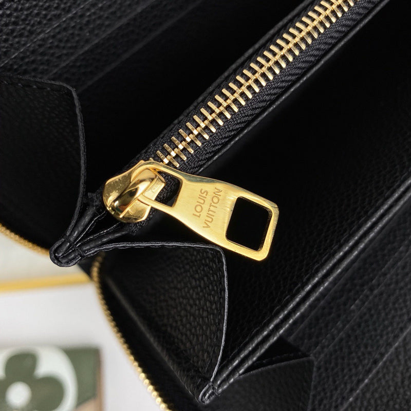 LOV2 Bags - Luxurious Bags  1824