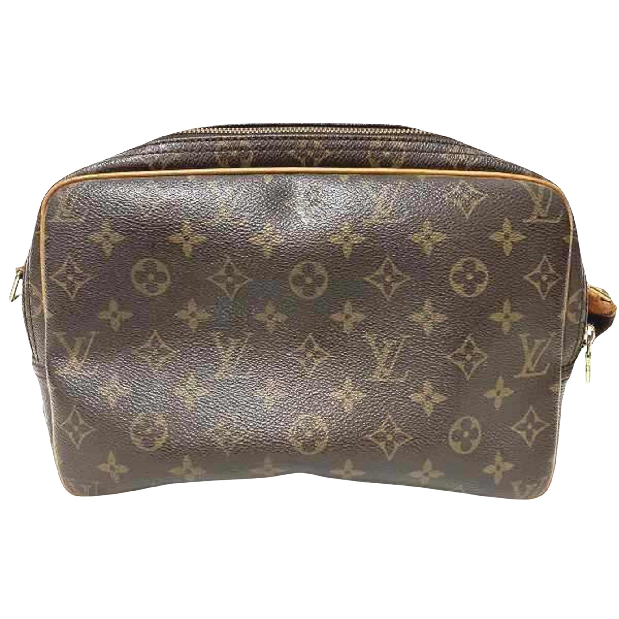 Louis Vuitton Reporter  Canvas Shoulder Bag ()