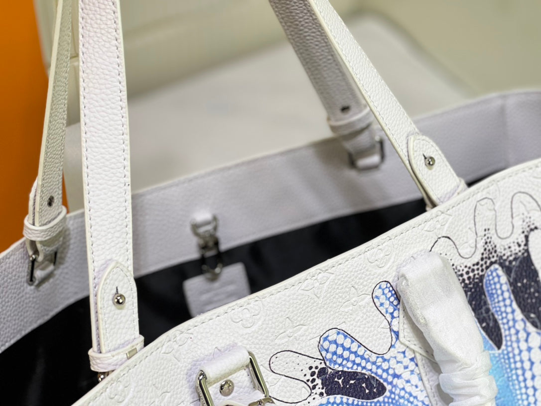 EN - Luxury Bags LUV 845