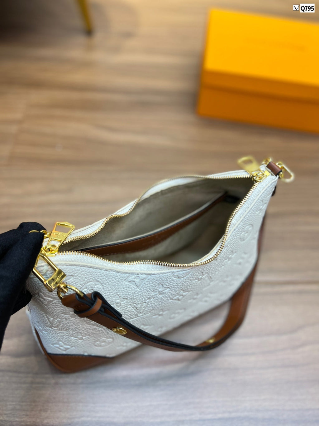 EN - New Lux Bags LUV 538