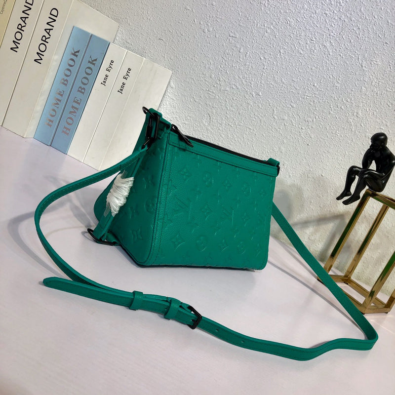 LOV2 Bags - Luxurious Bags  1909
