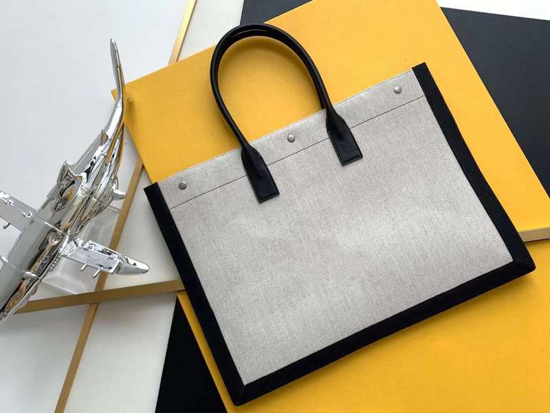 ELE - SLY Bags 184