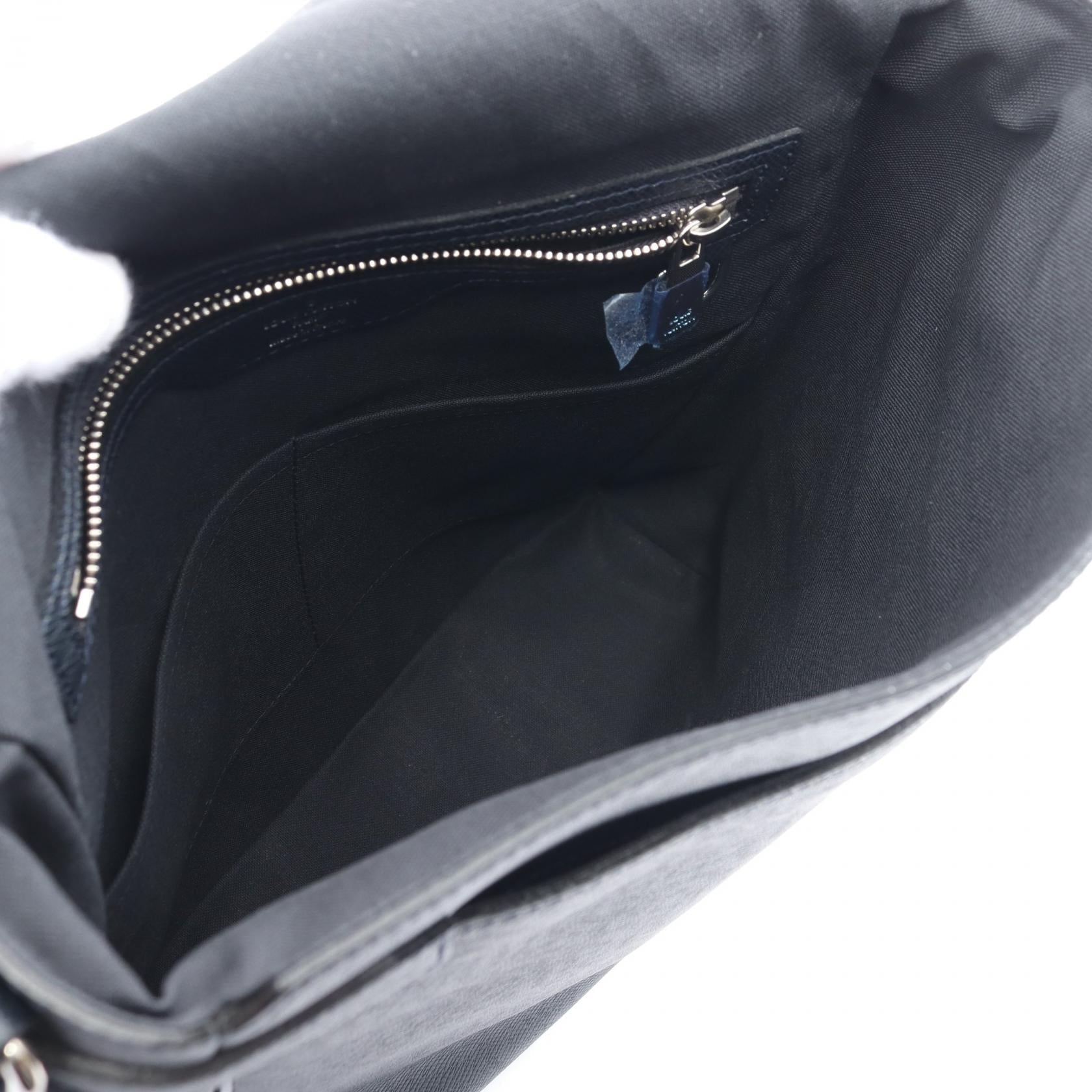 Louis Vuitton Taiga Roman Messenger Bag  Leather Shoulder Bag