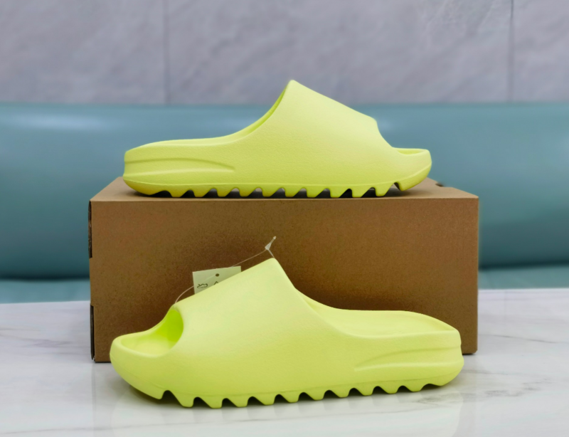 SAMC - YZO Sneakers - 005