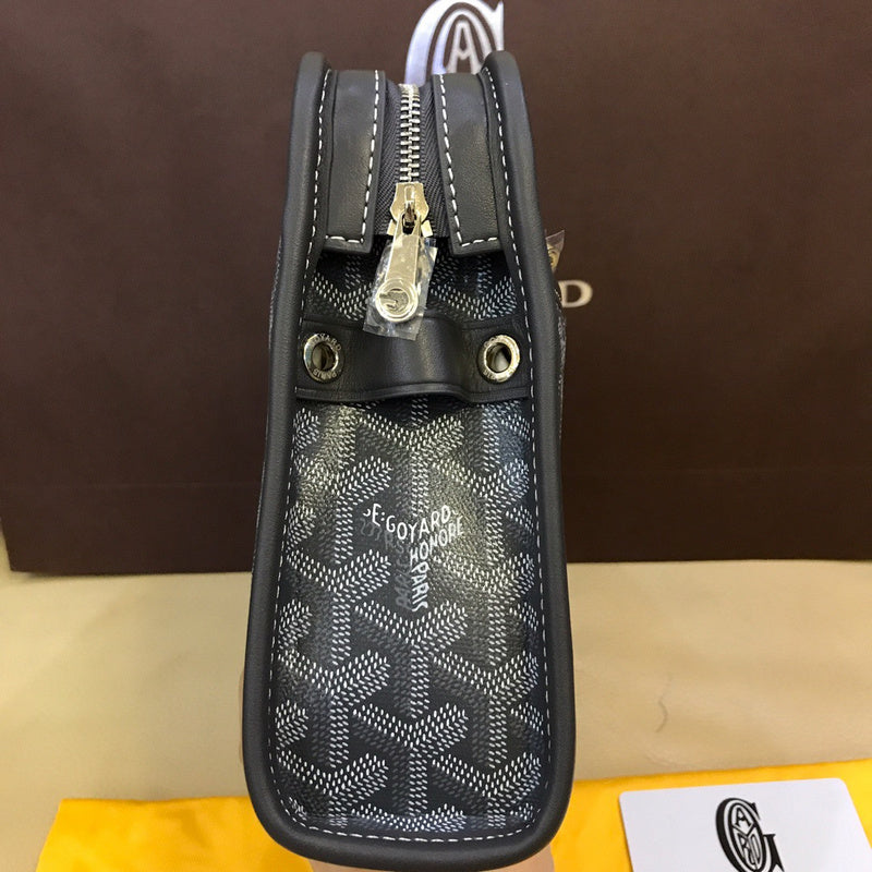 ELE - GOD Bags - 373