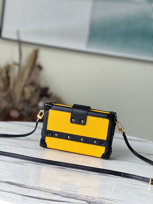 Fashion Lu-Vi bags - 4979