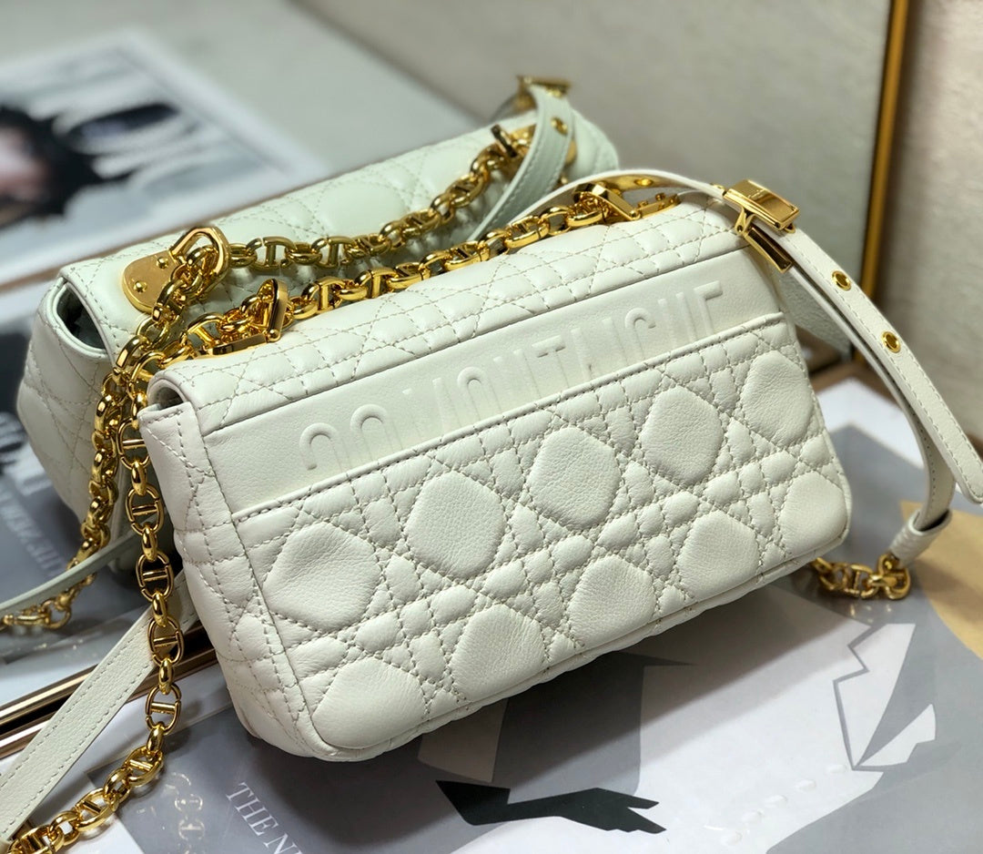 GLAMI Small Caro Bag, White, For Women WomenÃ¢â‚¬â„¢s Handbags, Shoulder Bags, Crossbody Bags, 20cm CD M9241UWHC_M35U