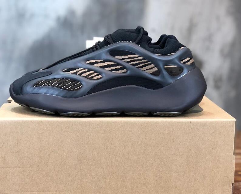 SAMC - YZO Sneakers - 286