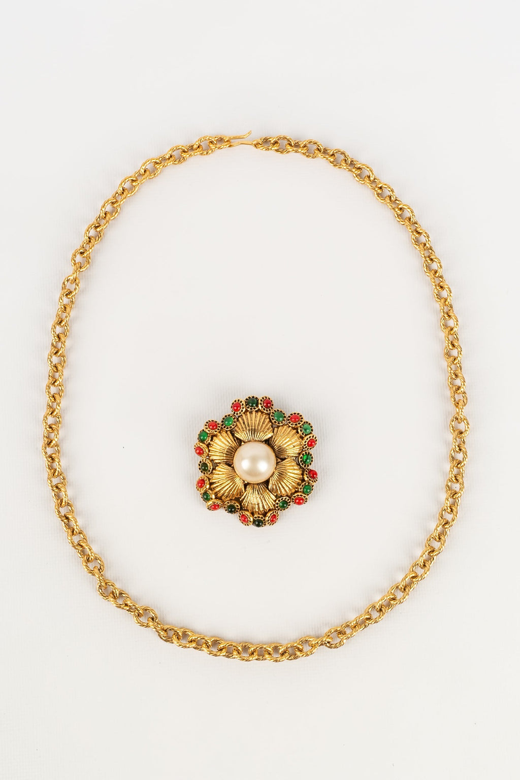 Collier Chanel