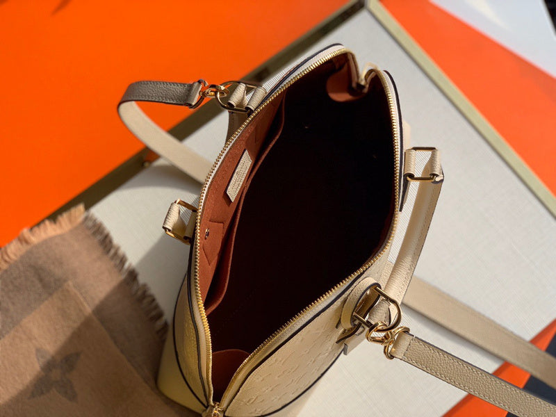 LOV2 Bags - Luxurious Bags  1761