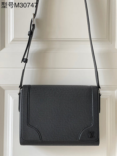 Fashion Lu-Vi bags - 3205