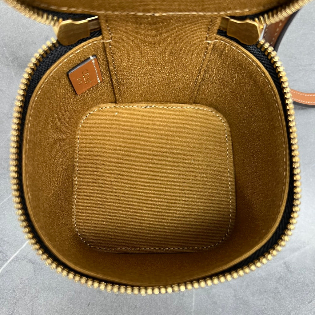 GLAMI Mini Vanity Case In Triomphe Canvas Tan For Women 4in/9cm 10J762CZ1.04LU