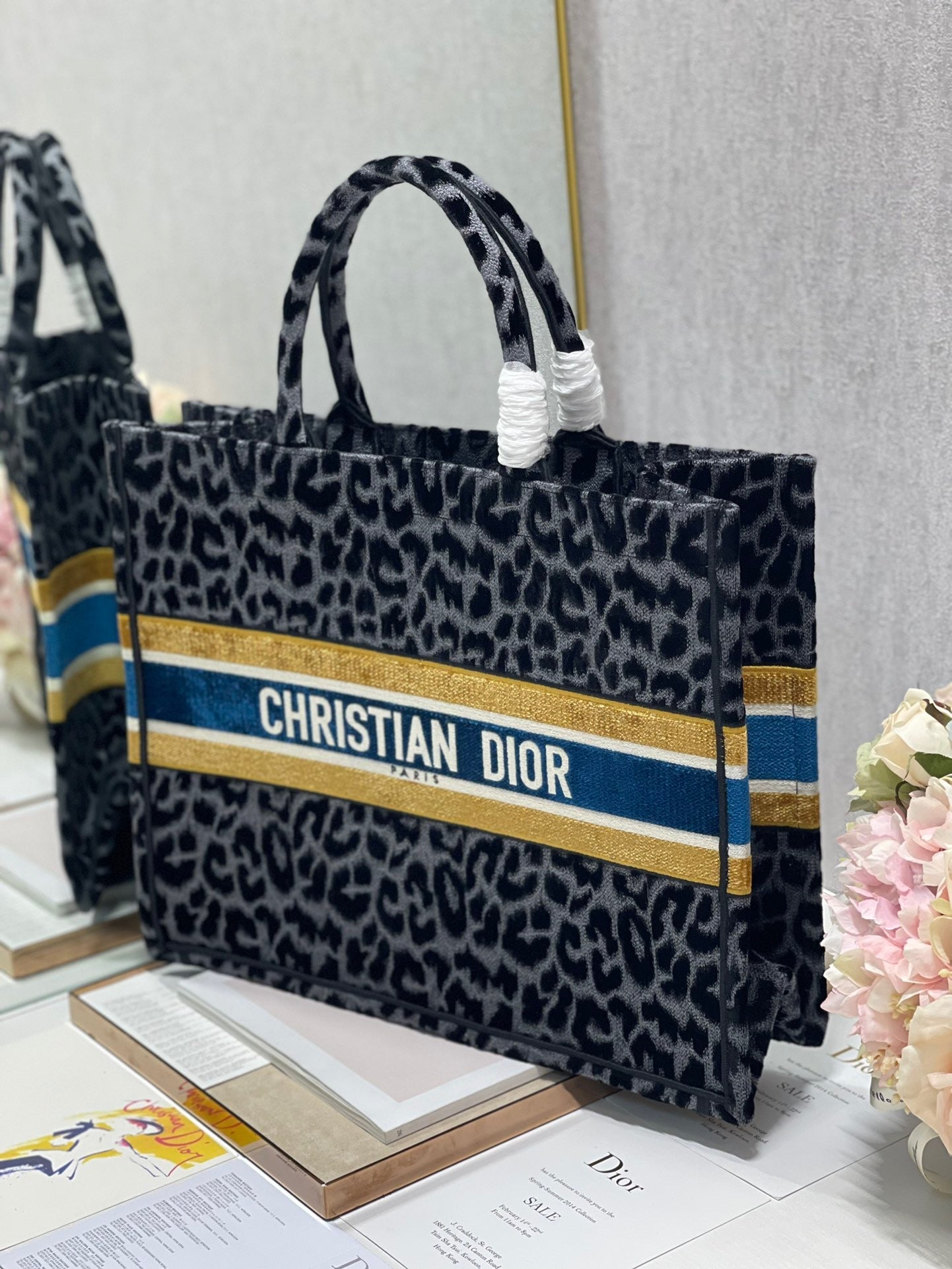 GLAMI Large Book Tote Blue Multicolor, For Women, WomenÃ¢â‚¬â„¢s Handbags 16.5in/42cm CD