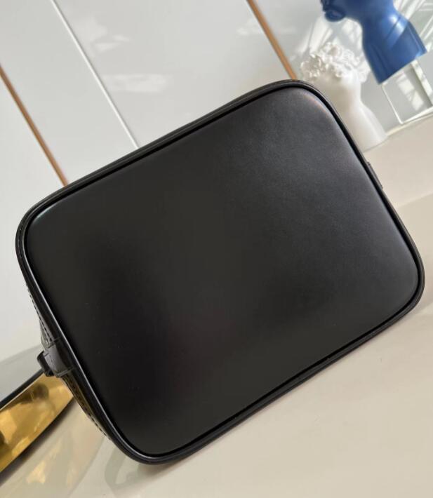 SAMC - LOV Bags - 1445