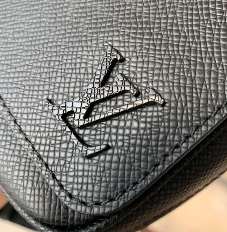 SAMC - LOV Bags - 1511