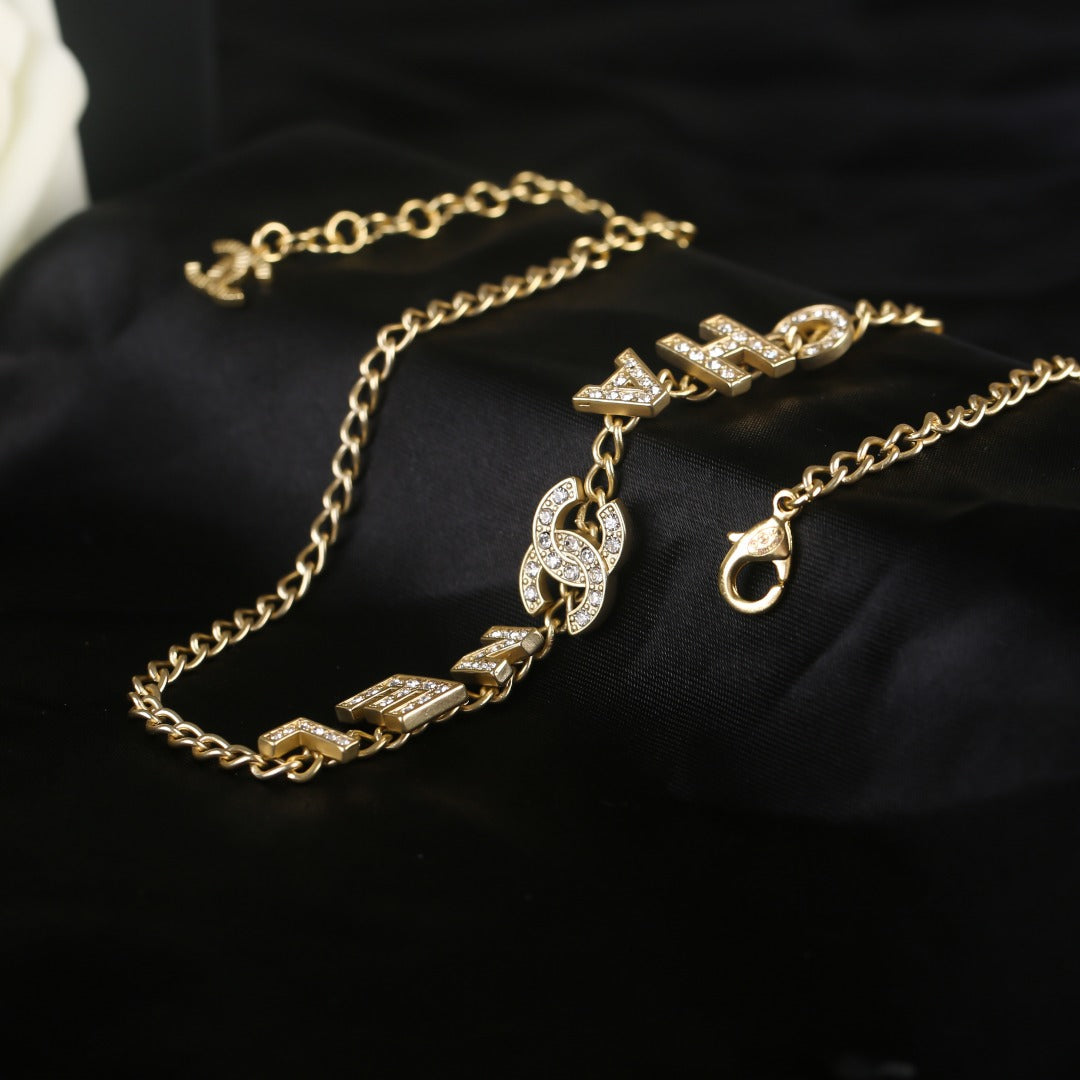 EN - Lux Necklace CHL011