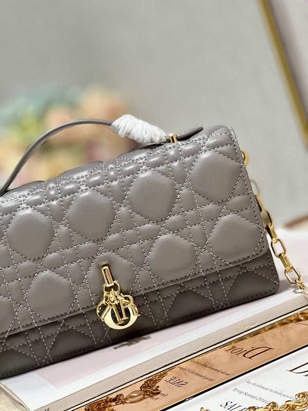 ELE - Dir Bags - 1420