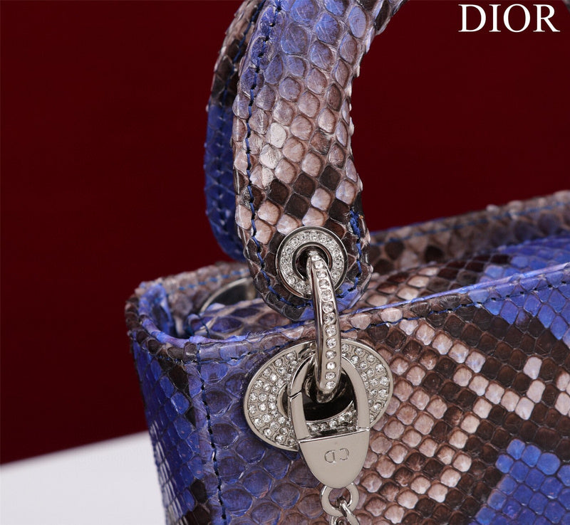 ELE - Dir Bags - 1703