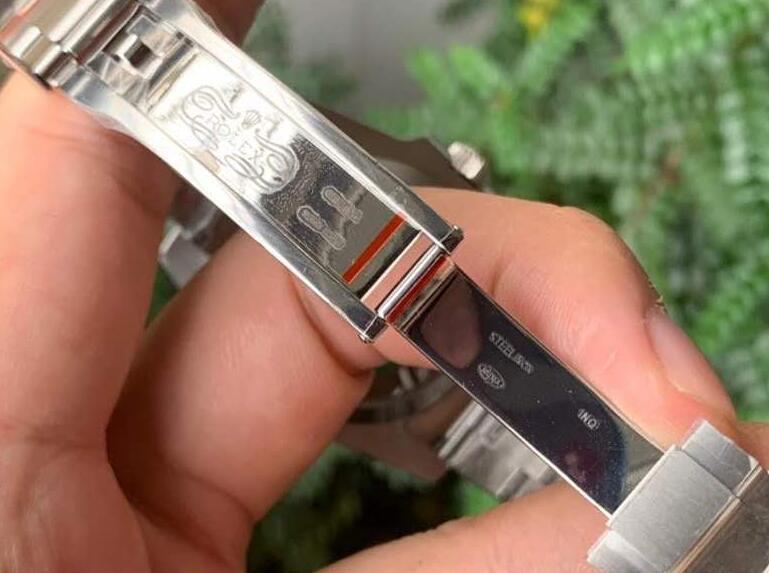 SAMC - Mix Watches - 083