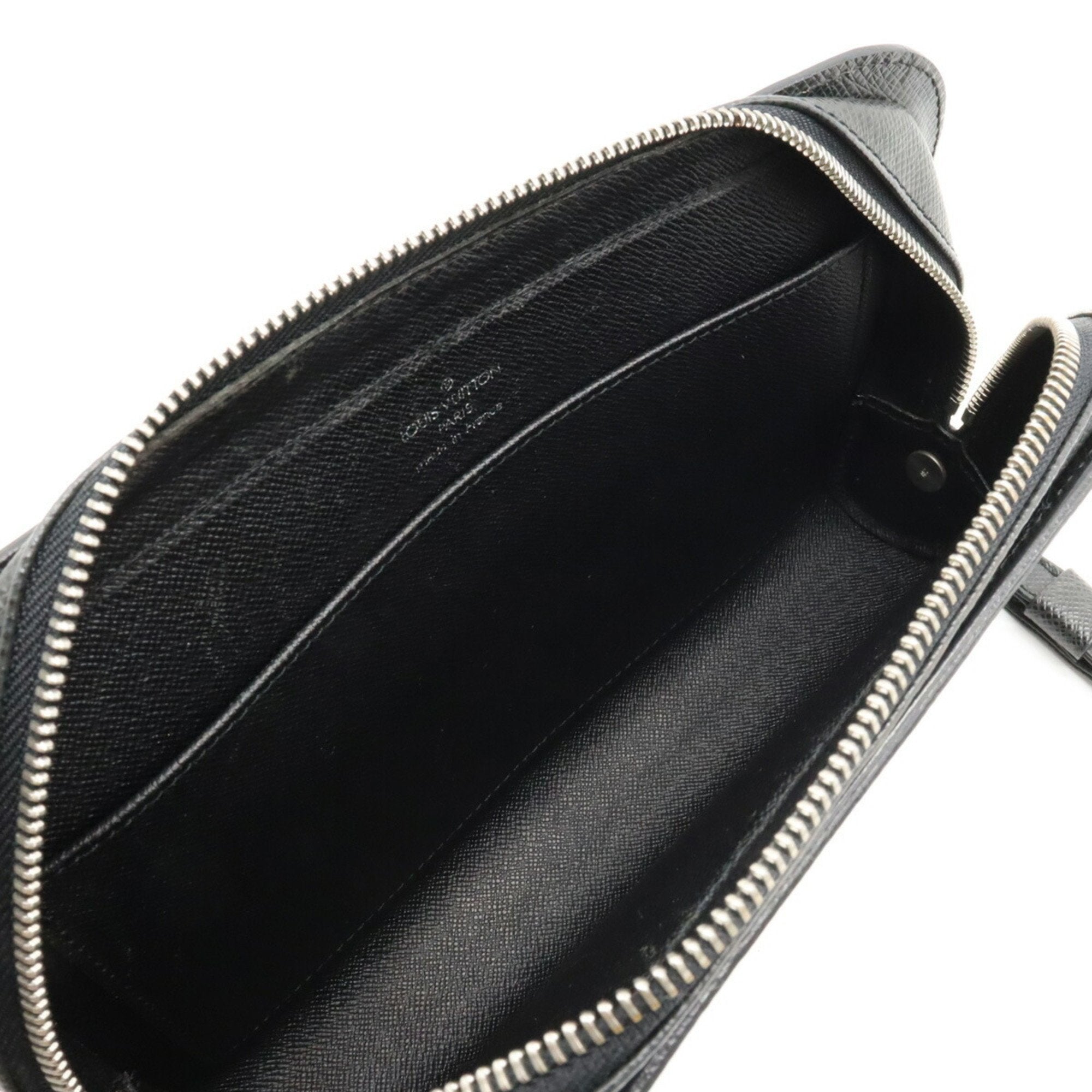 Louis Vuitton  Leather Clutch Bag ()