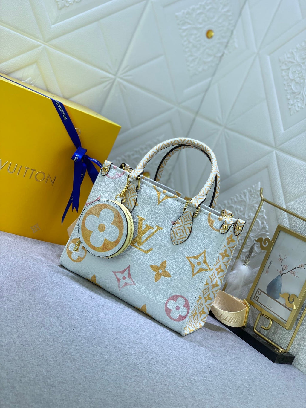 EN - Luxury Bags LUV 816