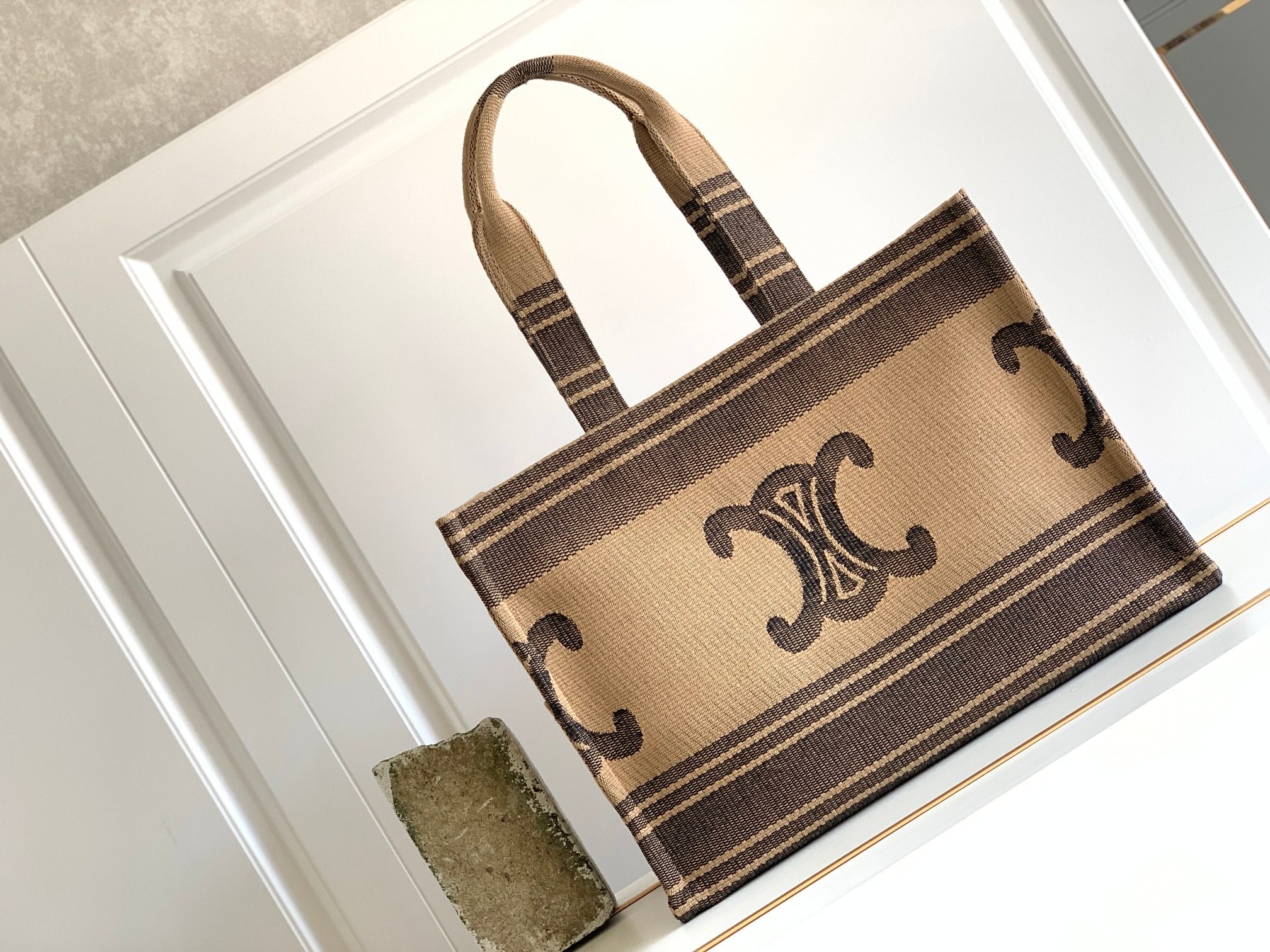 GLAMI Large Cabas Thais In Textile With Triomphe Beige/Black For Women 16in/41cm 196762EGH.02BL