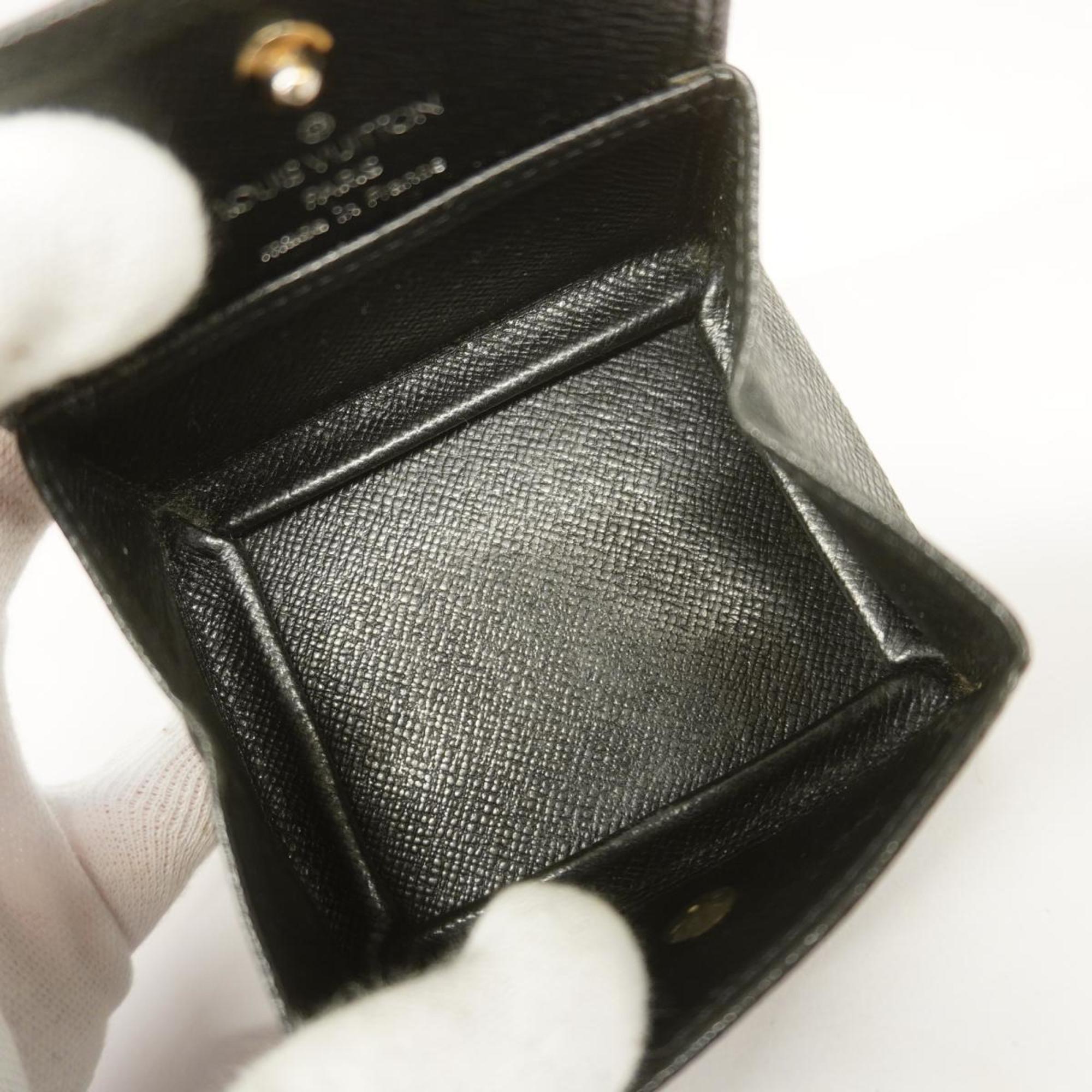 Louis Vuitton Taiga  Leather Wallet  ()