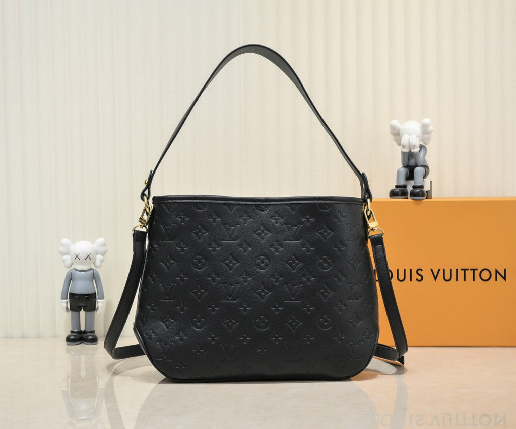 EN - Luxury Bags LUV 807