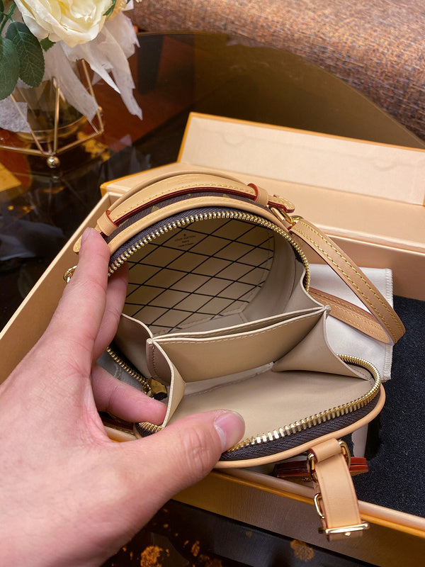 LOV2 Bags - Luxurious Bags  2634