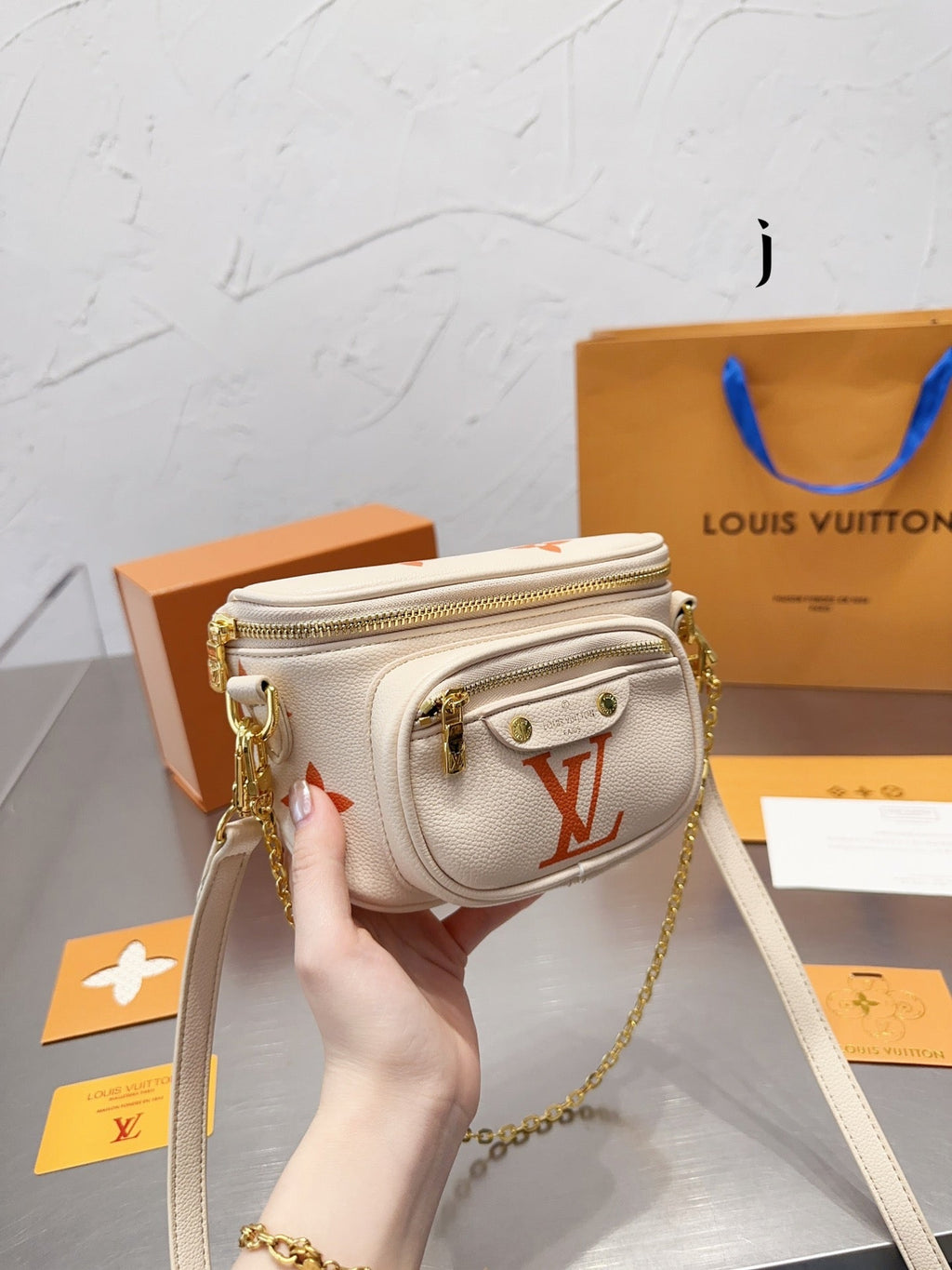 EN - Luxury Bags LUV 841