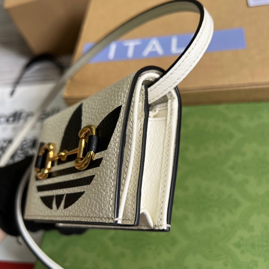 gg x Adidas Card Case With Horsebit White For Women, Women’s Bags 4.2in/11cm gg‎ 702248 DJ24G 8847