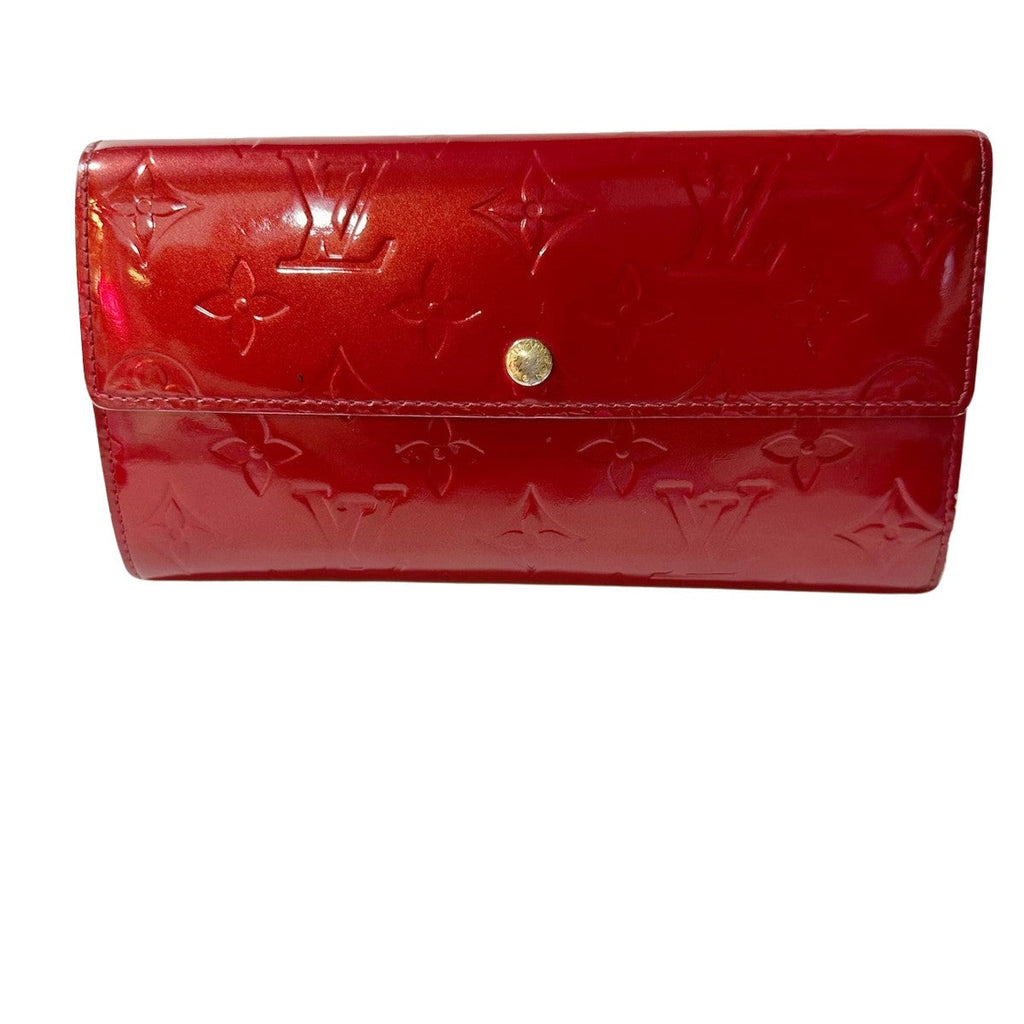 Louis Vuitton Sarah  Patent Leather Wallet  ()