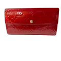 Louis Vuitton Sarah  Patent Leather Wallet  ()