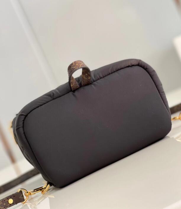 SAMC - LOV Bags - 1455