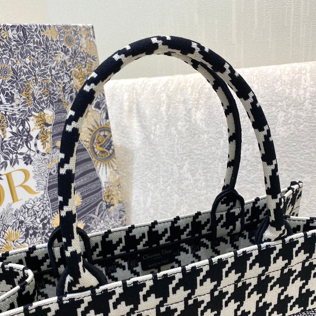 GLAMI MeGLAMIum Book Tote Black Macro Houndstooth Embroidery, Blue, For Women WomenÃ¢â‚¬â„¢s Handbags, Shoulder Bags, 36cm CD M1296ZTQT_M911