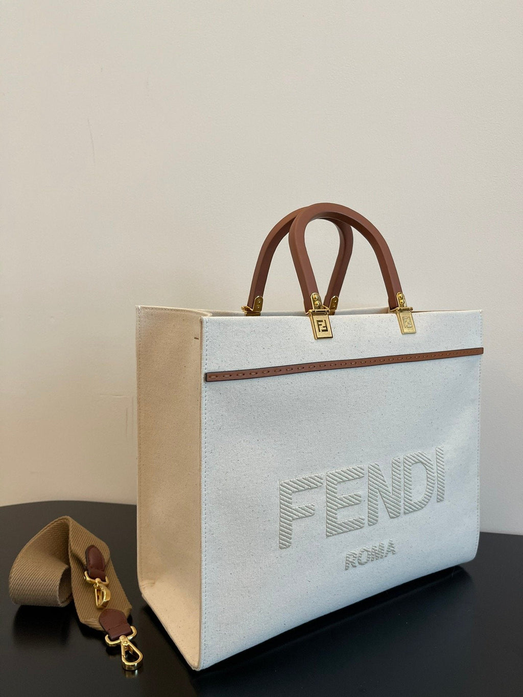 FI Sunshine MeGLAMIum Tote Bag Light Grey Canvas For Women, Bags, Shoulder Bags 13.8in/35cm FF 8BH386