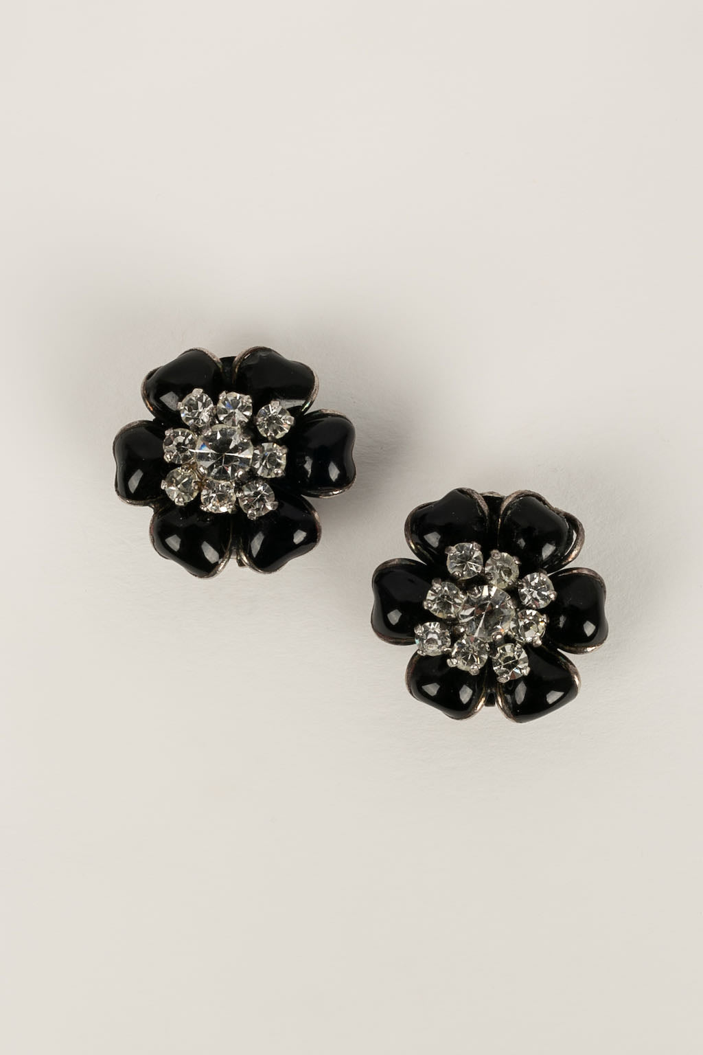 Boucles d'oreilles camÃƒÆ’Ã‚Â©lias Chanel