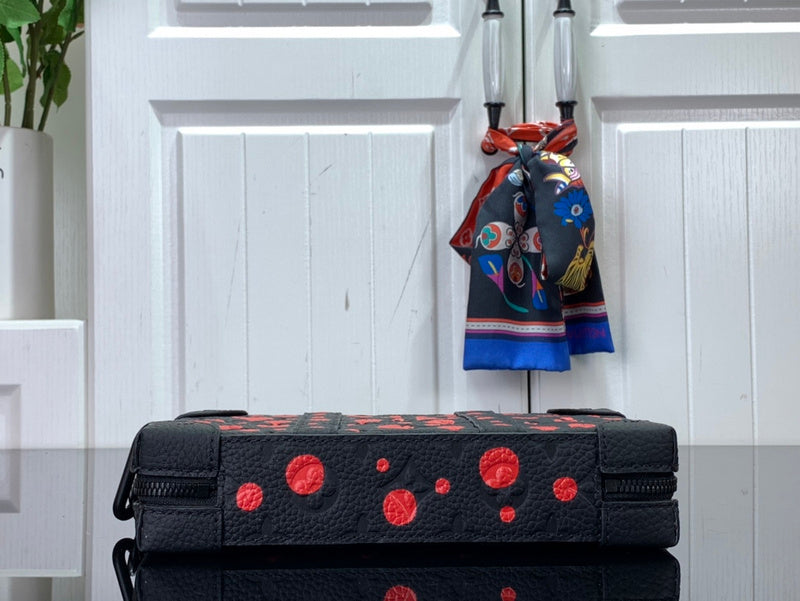 Fashion Lu-Vi bags - 2480